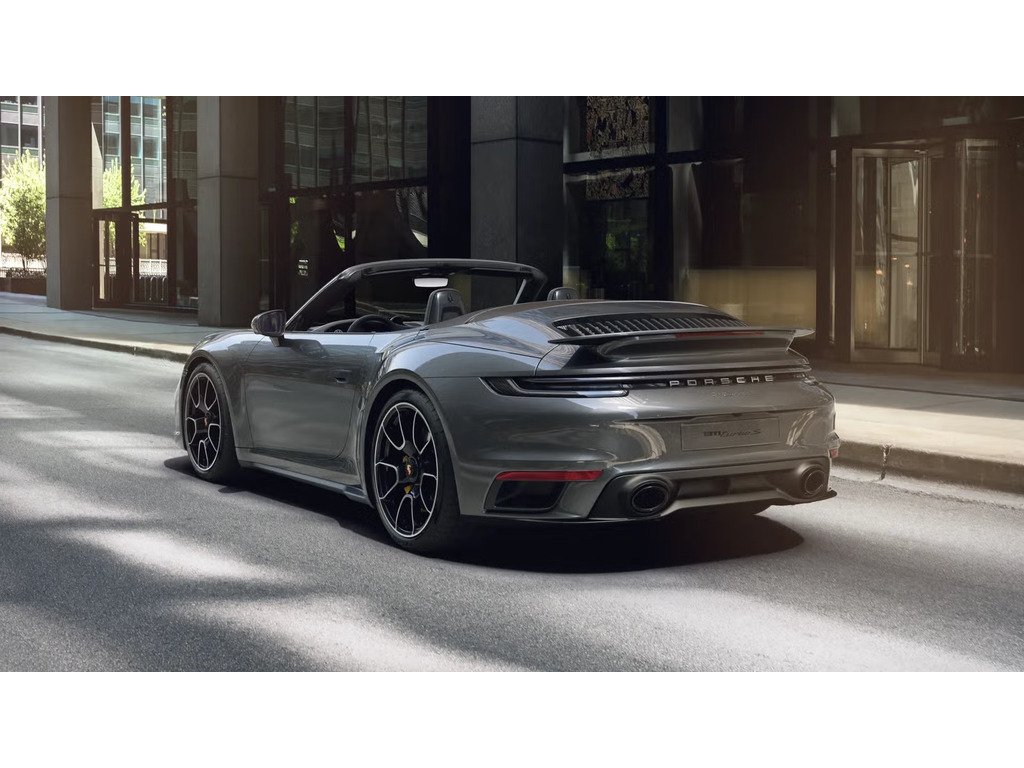 Porsche 911 Turbo S Cabriolet / PDCC / Burmester High End 2024 à Laval, Québec - 3 - w1024h768px