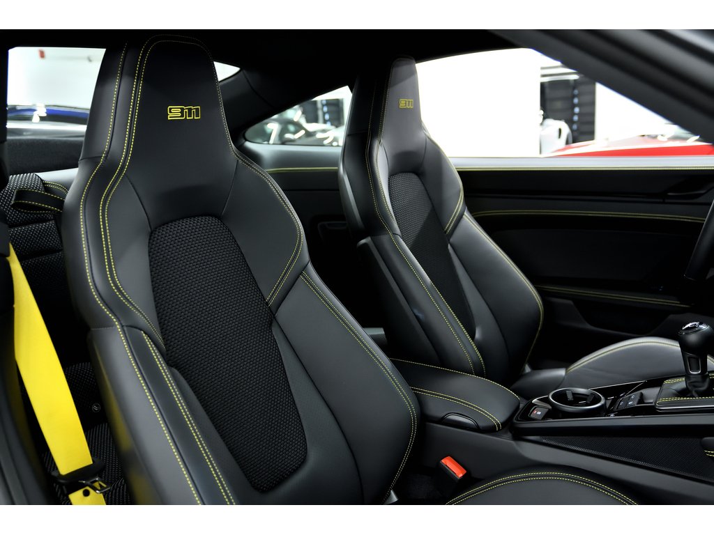 2024 Porsche 911 Carrera T Coupe / AeroKit / Manual / BOSE in Laval, Quebec - 40 - w1024h768px