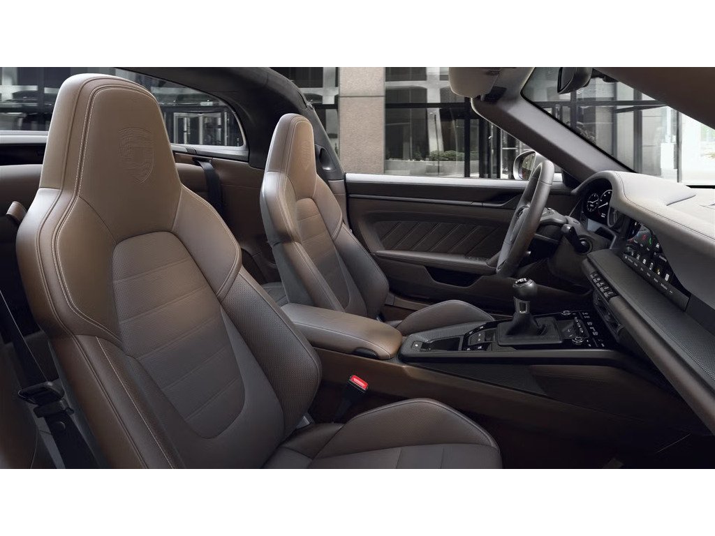 2024 Porsche 911 Targa 4 GTS / Transmission Manuelle / BOSE in Laval, Quebec - 7 - w1024h768px
