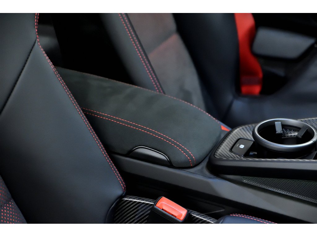 2024 Porsche 911 GT3 RS Coupe / Weissach Package / PCCBs in Laval, Quebec - 42 - w1024h768px