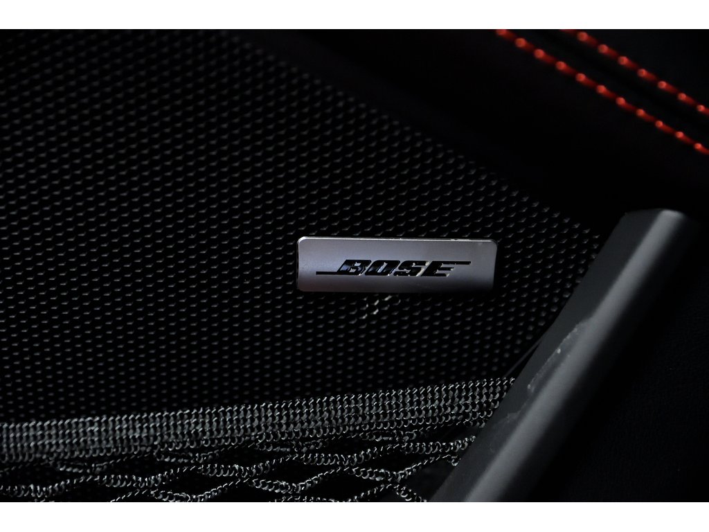 2024 Porsche 911 GT3 RS Coupe / Weissach Package / PCCBs in Laval, Quebec - 36 - w1024h768px