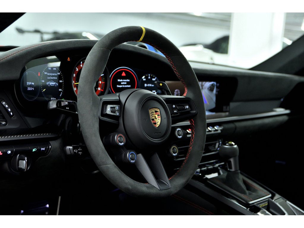 2024 Porsche 911 GT3 RS Coupe / Weissach Package / PCCBs in Laval, Quebec - 12 - w1024h768px