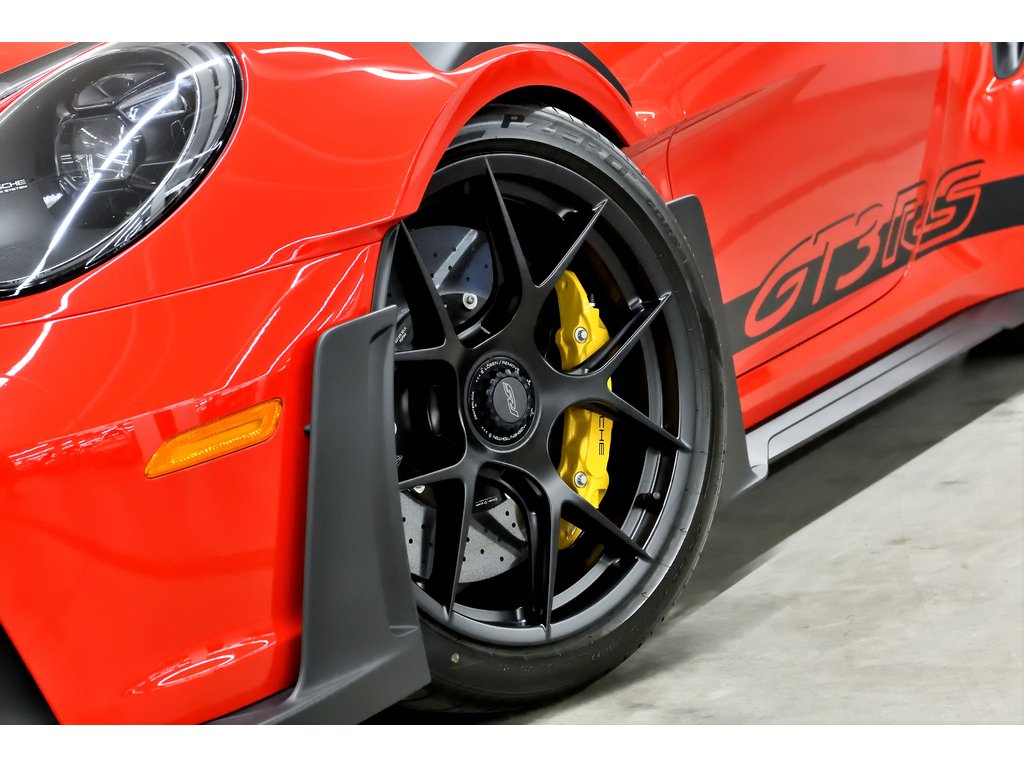 Porsche 911 GT3 RS Coupe / Weissach Package / PCCBs 2024 à Laval, Québec - 10 - w1024h768px