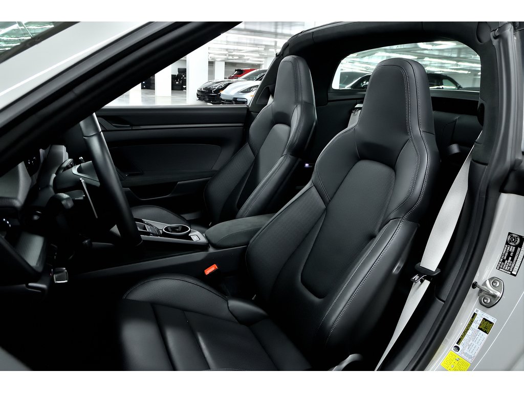 Porsche 911 Targa 4 GTS / Premium Package / PDCC / BOSE 2024 à Laval, Québec - 16 - w1024h768px