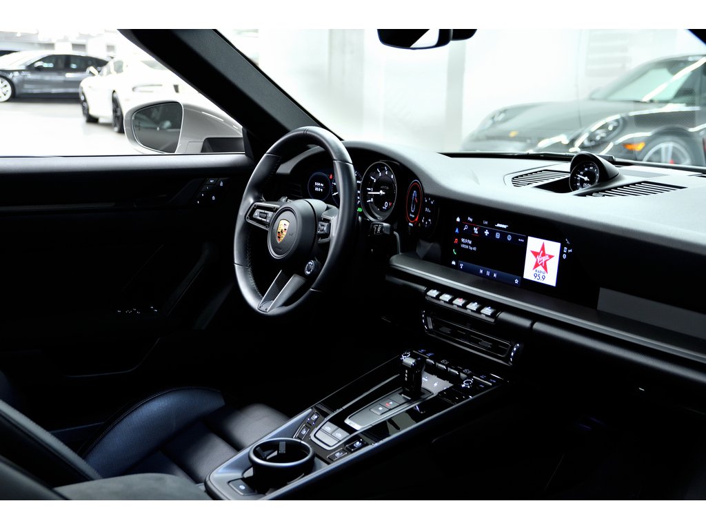 Porsche 911 Targa 4 GTS / Premium Package / PDCC / BOSE 2024 à Laval, Québec - 33 - w1024h768px