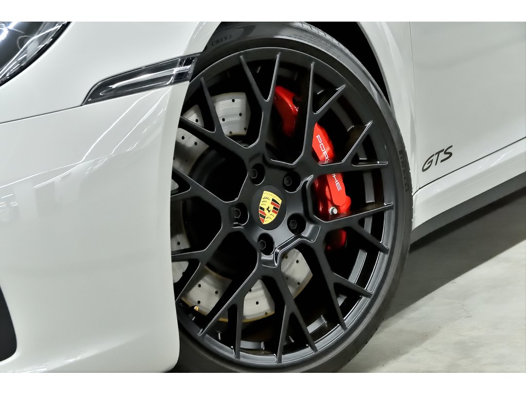 Porsche 911 Targa 4 GTS / Premium Package / PDCC / BOSE 2024 à Laval, Québec - 8 - w1024h768px