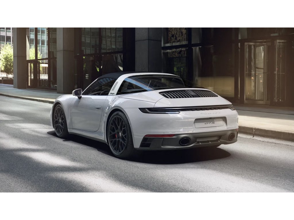 2024 Porsche 911 Targa 4 GTS / Premium Package / PDCC / BOSE in Laval, Quebec - 3 - w1024h768px