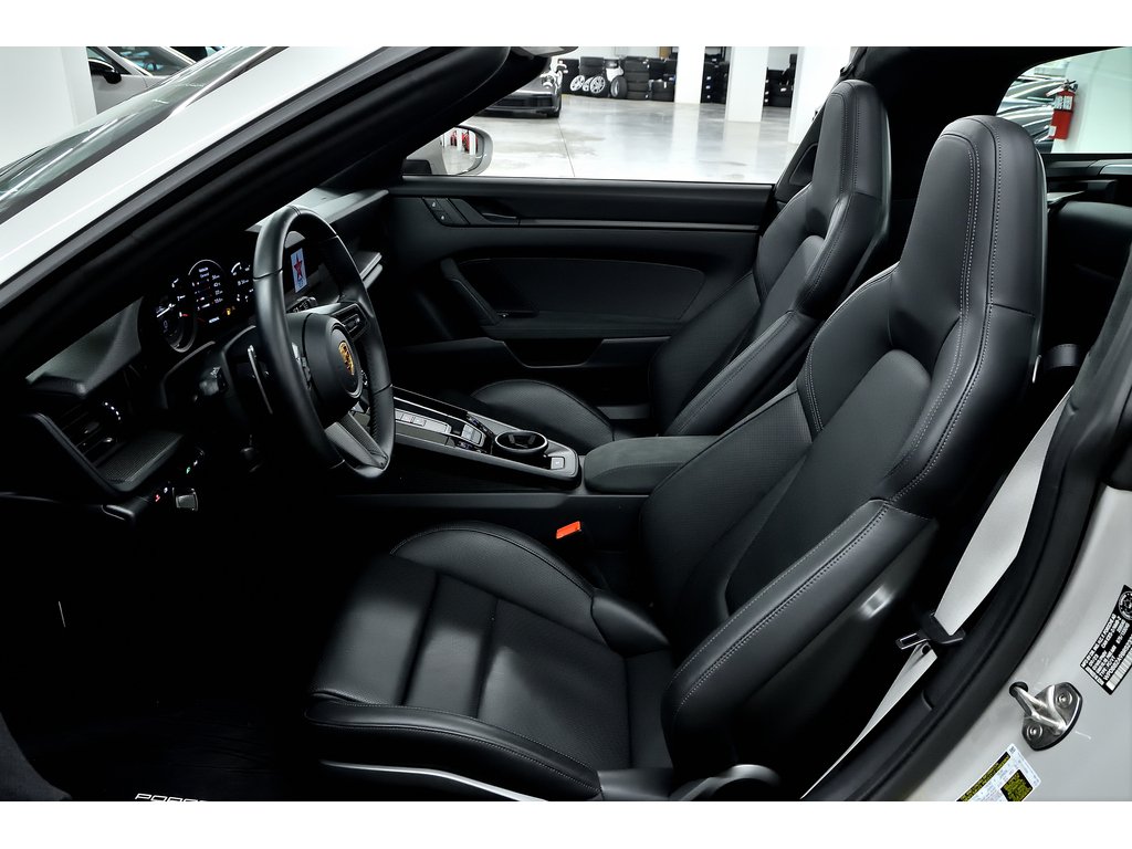 Porsche 911 Targa 4 GTS / Premium Package / PDCC / BOSE 2024 à Laval, Québec - 15 - w1024h768px