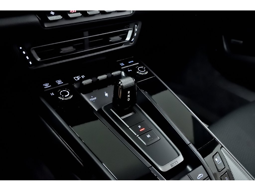 Porsche 911 Targa 4 GTS / Premium Package / PDCC / BOSE 2024 à Laval, Québec - 28 - w1024h768px