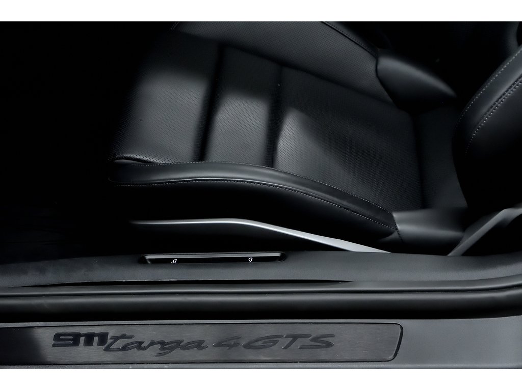 Porsche 911 Targa 4 GTS / Premium Package / PDCC / BOSE 2024 à Laval, Québec - 17 - w1024h768px