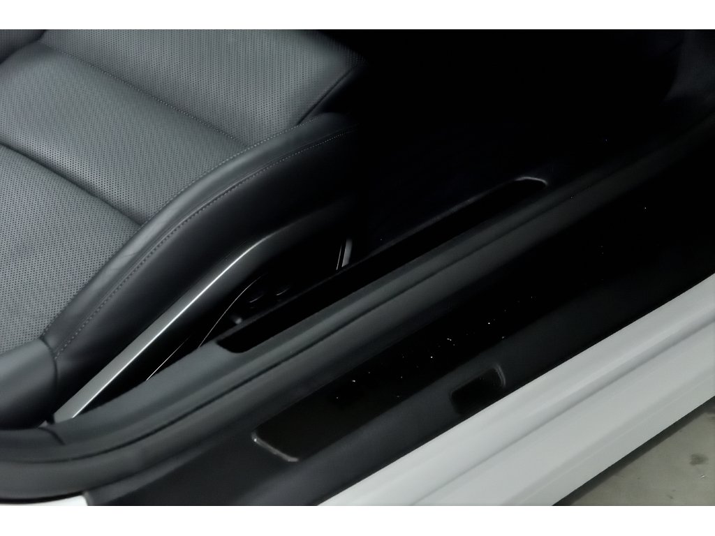 Porsche 911 Targa 4 GTS / Premium Package / PDCC / BOSE 2024 à Laval, Québec - 35 - w1024h768px