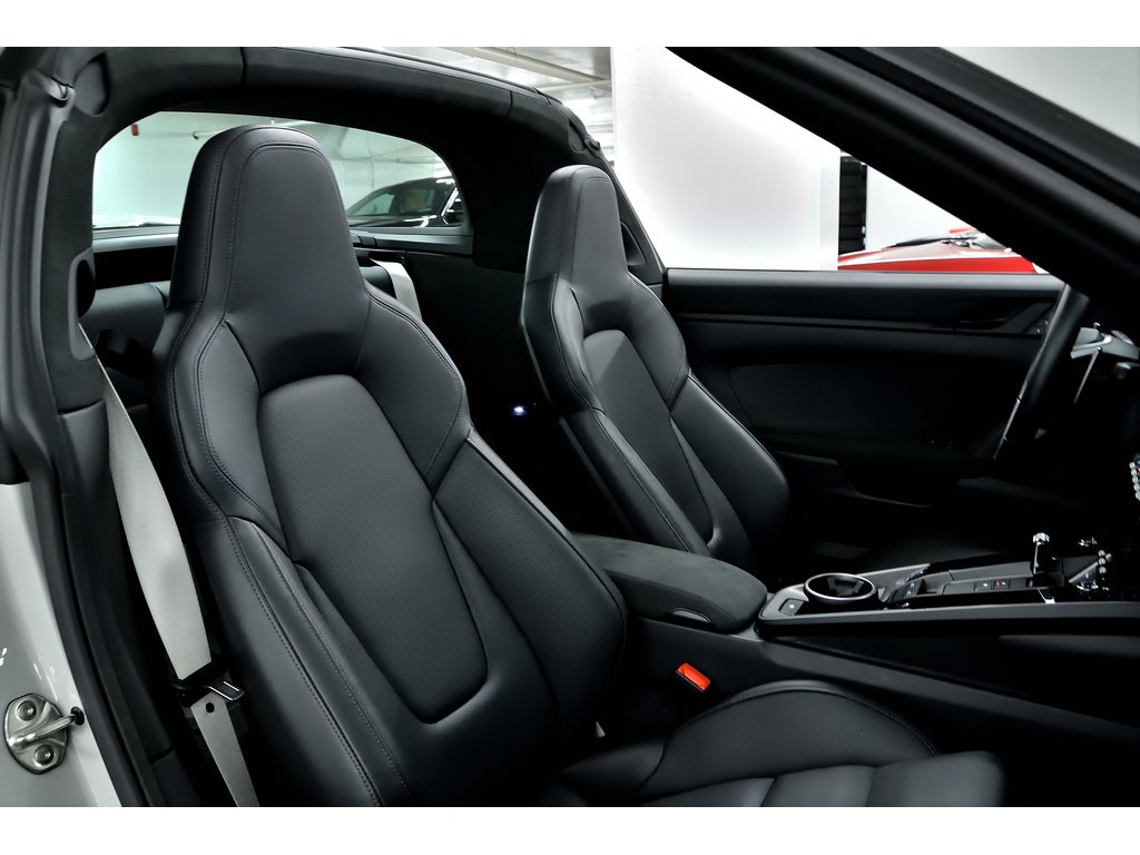 Porsche 911 Targa 4 GTS / Premium Package / PDCC / BOSE 2024 à Laval, Québec - 36 - w1024h768px