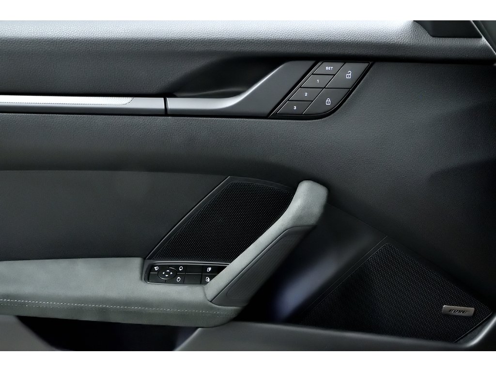 Porsche 911 Targa 4 GTS / Premium Package / PDCC / BOSE 2024 à Laval, Québec - 32 - w1024h768px