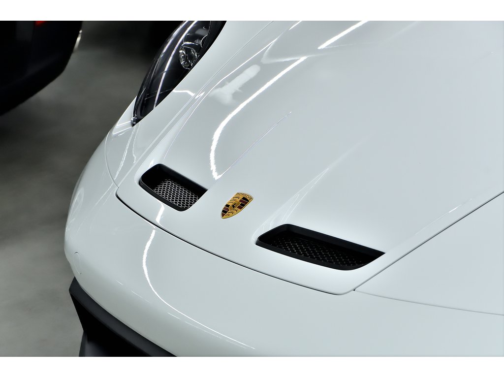 Porsche 911 GT3 / Transmission manuelle / Front Axle Lift 2024 à Laval, Québec - 8 - w1024h768px