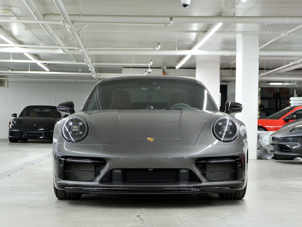Porsche 911 Carrera GTS Coupe / Premium Package / Front Axle 2024 à Laval, Québec - 5 - w1024h768px