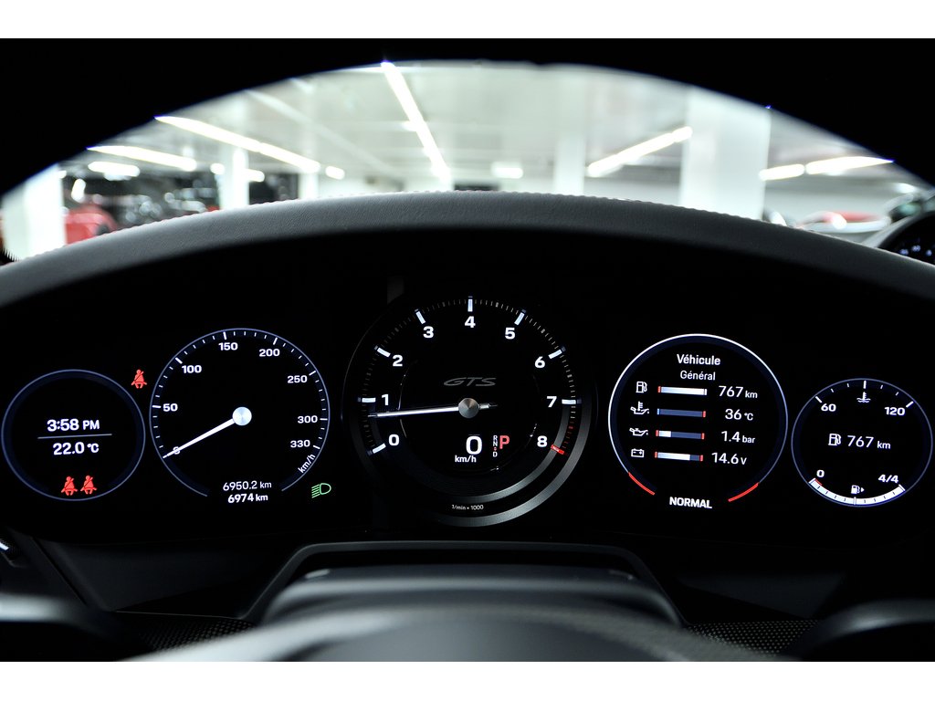 2024 Porsche 911 Carrera GTS Coupe / Premium Package / Front Axle in Laval, Quebec - 17 - w1024h768px