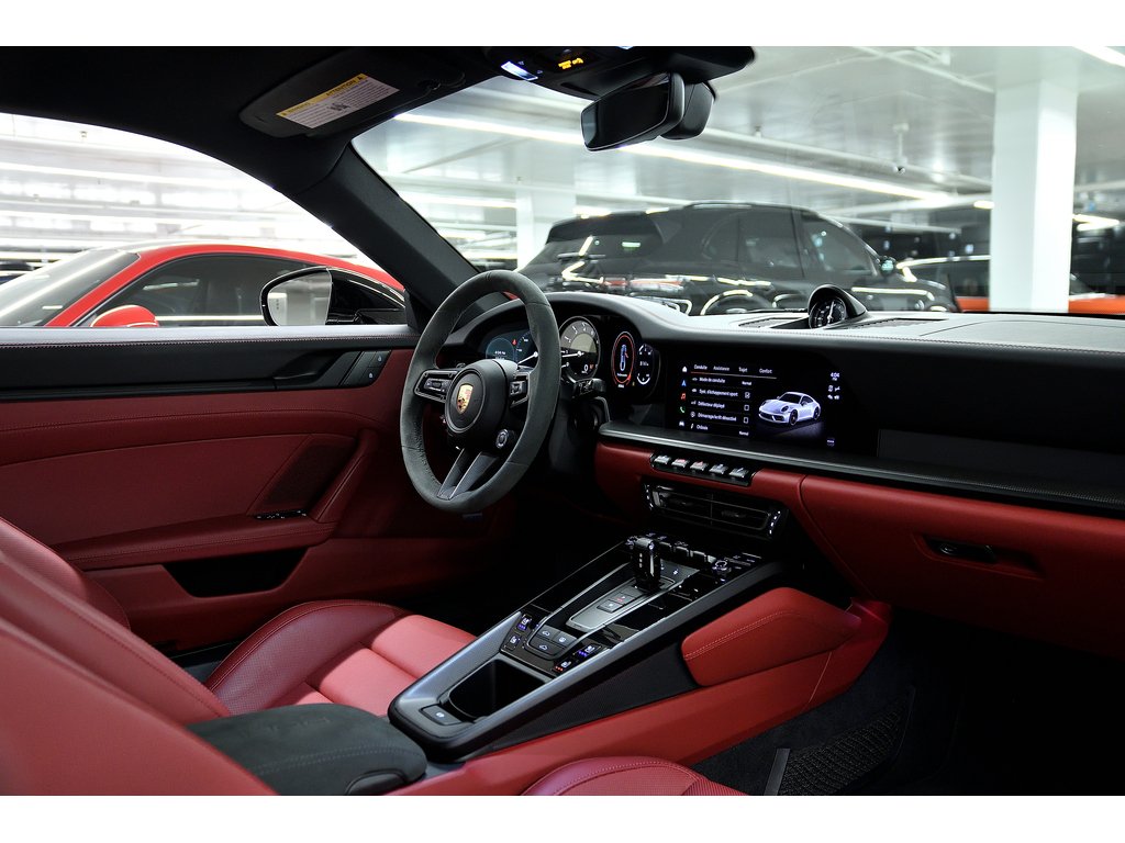Porsche 911 Carrera GTS Coupe / Premium Package / Front Axle 2024 à Laval, Québec - 33 - w1024h768px