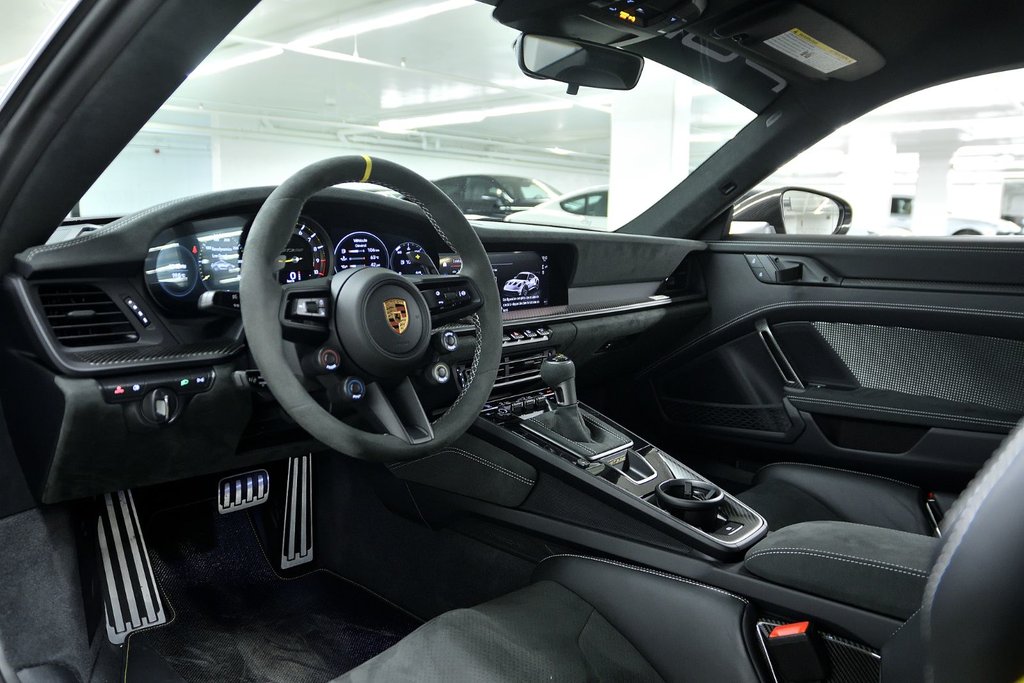 2024 Porsche 911 GT3 RS in Laval, Quebec - 18 - w1024h768px