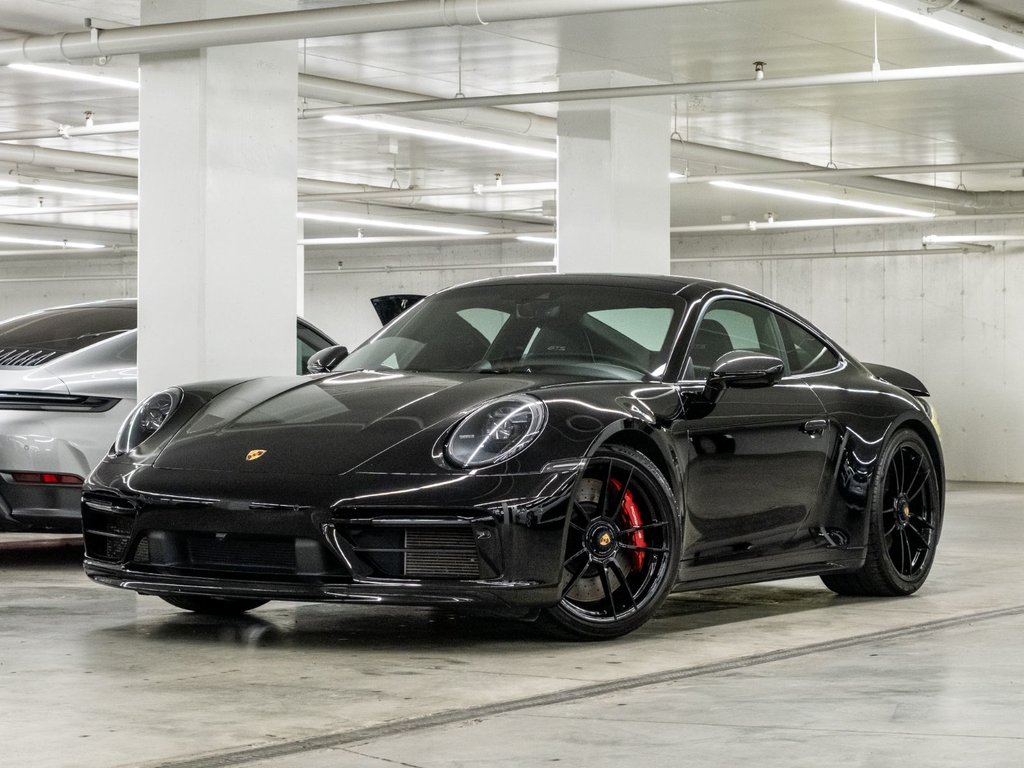 Porsche 911  2024 à Laval, Québec - 1 - w1024h768px