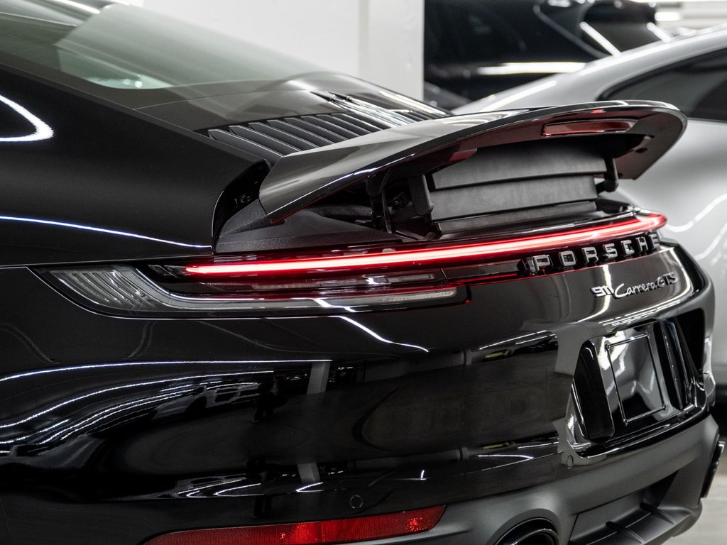 Porsche 911  2024 à Laval, Québec - 11 - w1024h768px