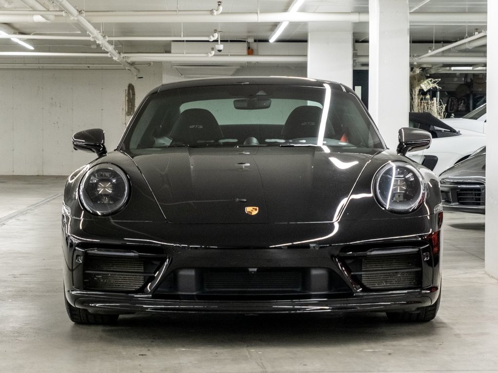 Porsche 911  2024 à Laval, Québec - 5 - w1024h768px