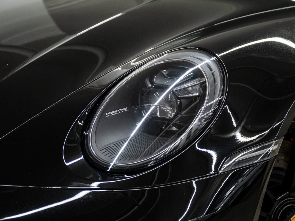 Porsche 911  2024 à Laval, Québec - 7 - w1024h768px