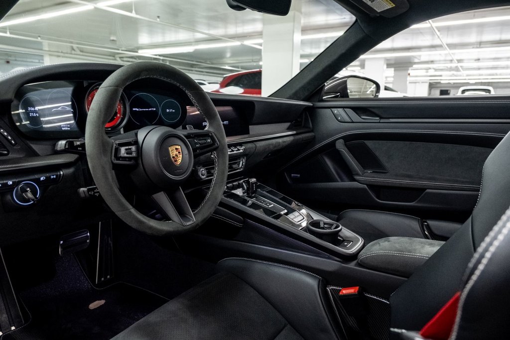 Porsche 911  2024 à Laval, Québec - 15 - w1024h768px
