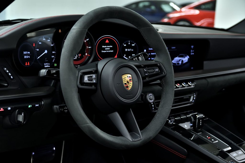 Porsche 911  2024 à Laval, Québec - 13 - w1024h768px