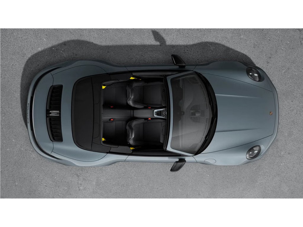 2025 Porsche 911 Carrera GTS Cabriolet / PCCBs / BOSE / Axle Lift in Laval, Quebec - 5 - w1024h768px