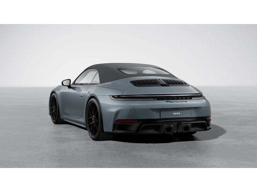 2025 Porsche 911 Carrera GTS Cabriolet / PCCBs / BOSE / Axle Lift in Laval, Quebec - 8 - w1024h768px