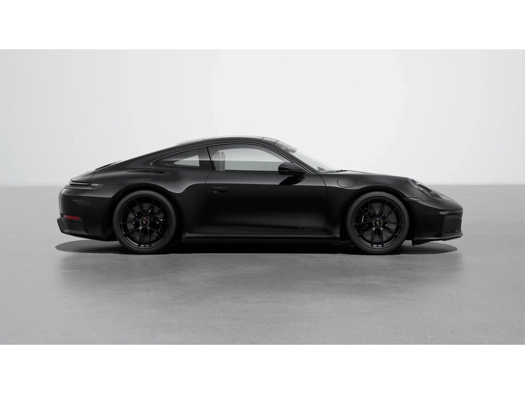 2025 Porsche 911 Carrera GTS Coupe / Premium Package / Burmester in Laval, Quebec - 5 - w1024h768px