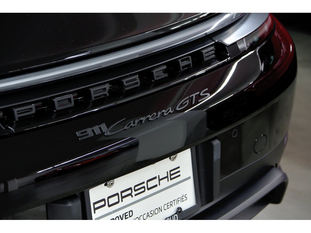 2025 Porsche 911 Carrera GTS Coupe / Premium Package / Burmester in Laval, Quebec - 10 - w1024h768px