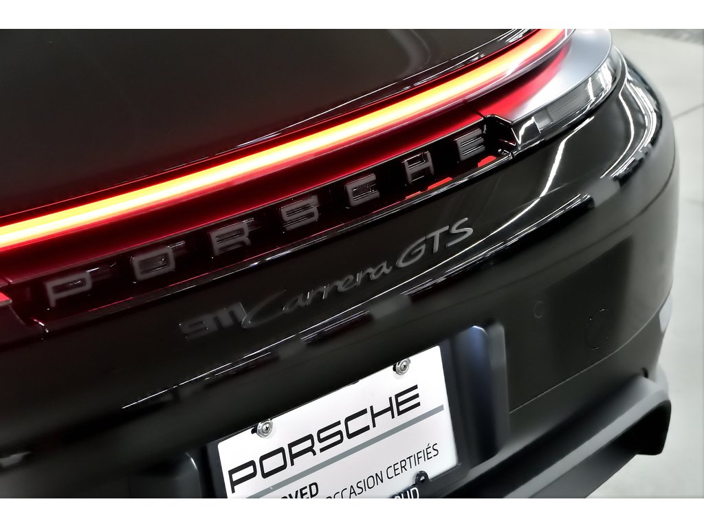 2025 Porsche 911 Carrera GTS Coupe / Premium Package / Burmester in Laval, Quebec - 39 - w1024h768px