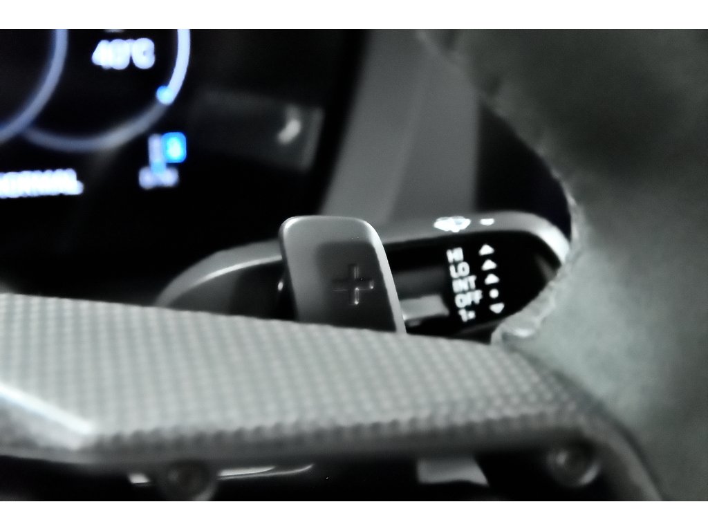 2025 Porsche 911 Carrera GTS Coupe / Premium Package / Burmester in Laval, Quebec - 20 - w1024h768px