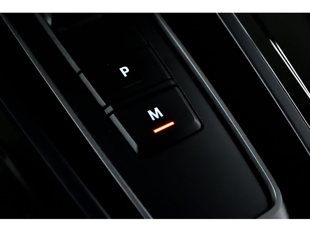 2025 Porsche 911 Carrera GTS Coupe / Premium Package / Burmester in Laval, Quebec - 27 - w1024h768px