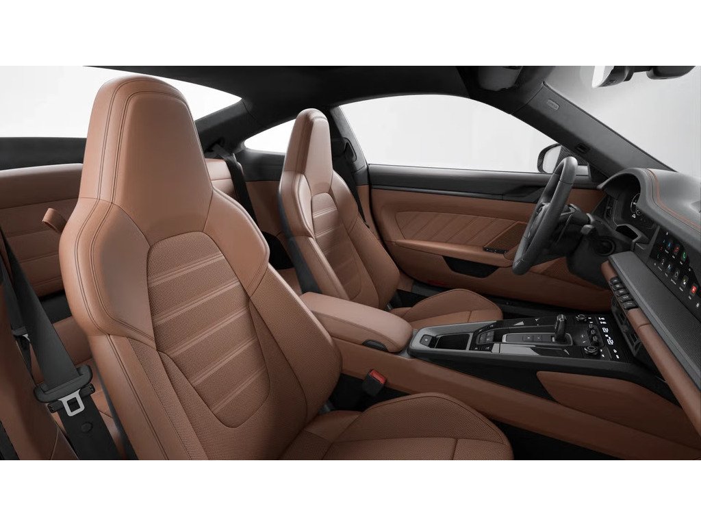 2025 Porsche 911 Carrera 4 GTS Coupe in Laval, Quebec - 10 - w1024h768px