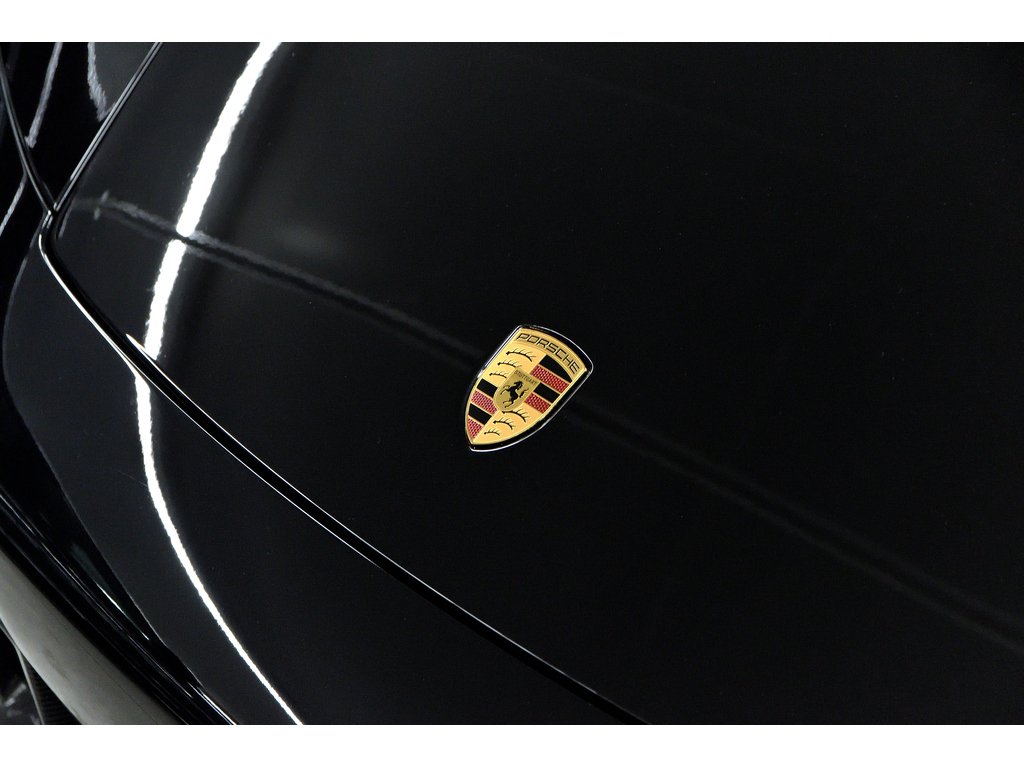 2025 Porsche 911 Carrera GTS Coupe / PCCBs / Front Axle / Premium in Laval, Quebec - 6 - w1024h768px