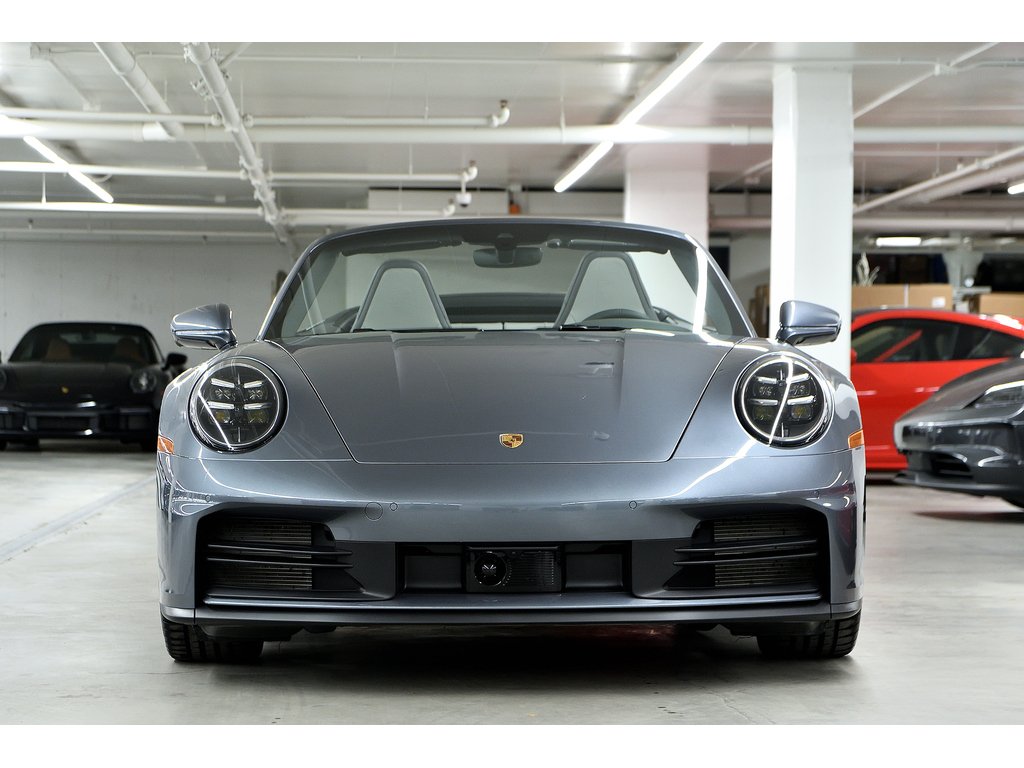 2025 Porsche 911 Carrera Cabriolet / Premium Pack / Adaptive Cruise in Laval, Quebec - 5 - w1024h768px