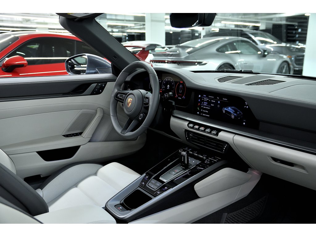 Porsche 911 Carrera Cabriolet / Premium Pack / Adaptive Cruise 2025 à Laval, Québec - 31 - w1024h768px