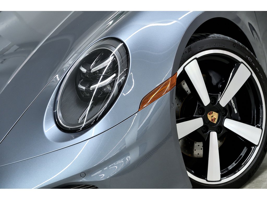 Porsche 911 Carrera Cabriolet / Premium Pack / Adaptive Cruise 2025 à Laval, Québec - 7 - w1024h768px