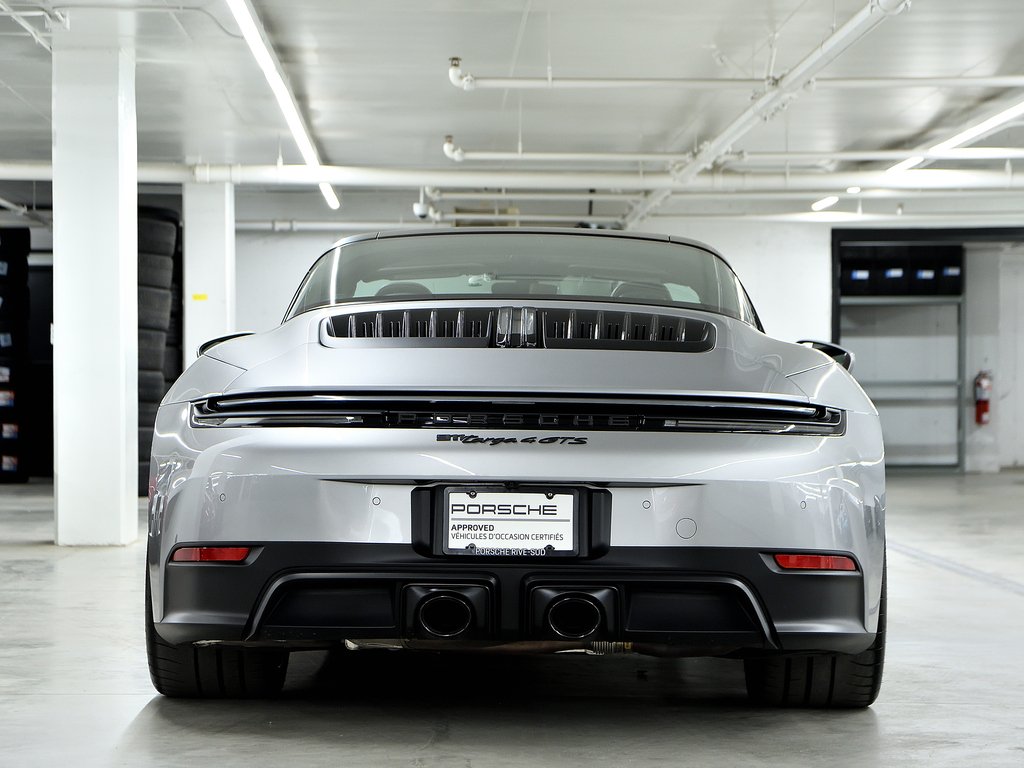 Porsche 911 Targa 4 GTS / Premium Package / Front Axle Lift / 2025 à Laval, Québec - 4 - w1024h768px