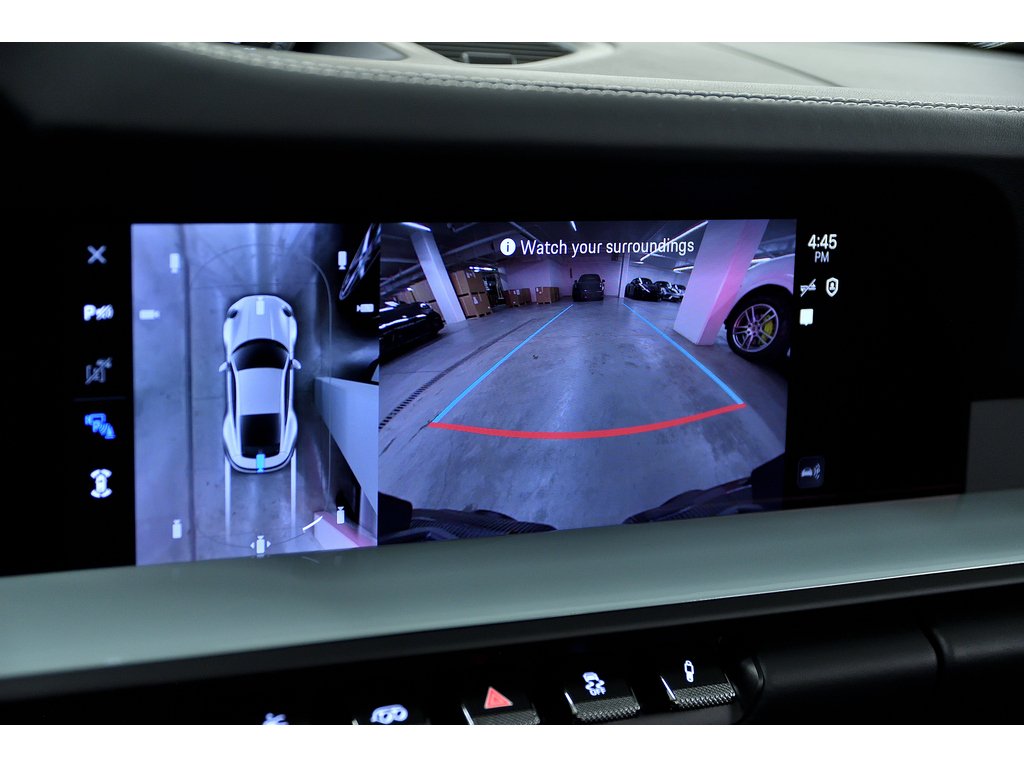 Porsche 911 Carrera 4 GTS Coupe / Front Axle Lift / Premium / 2025 à Laval, Québec - 24 - w1024h768px