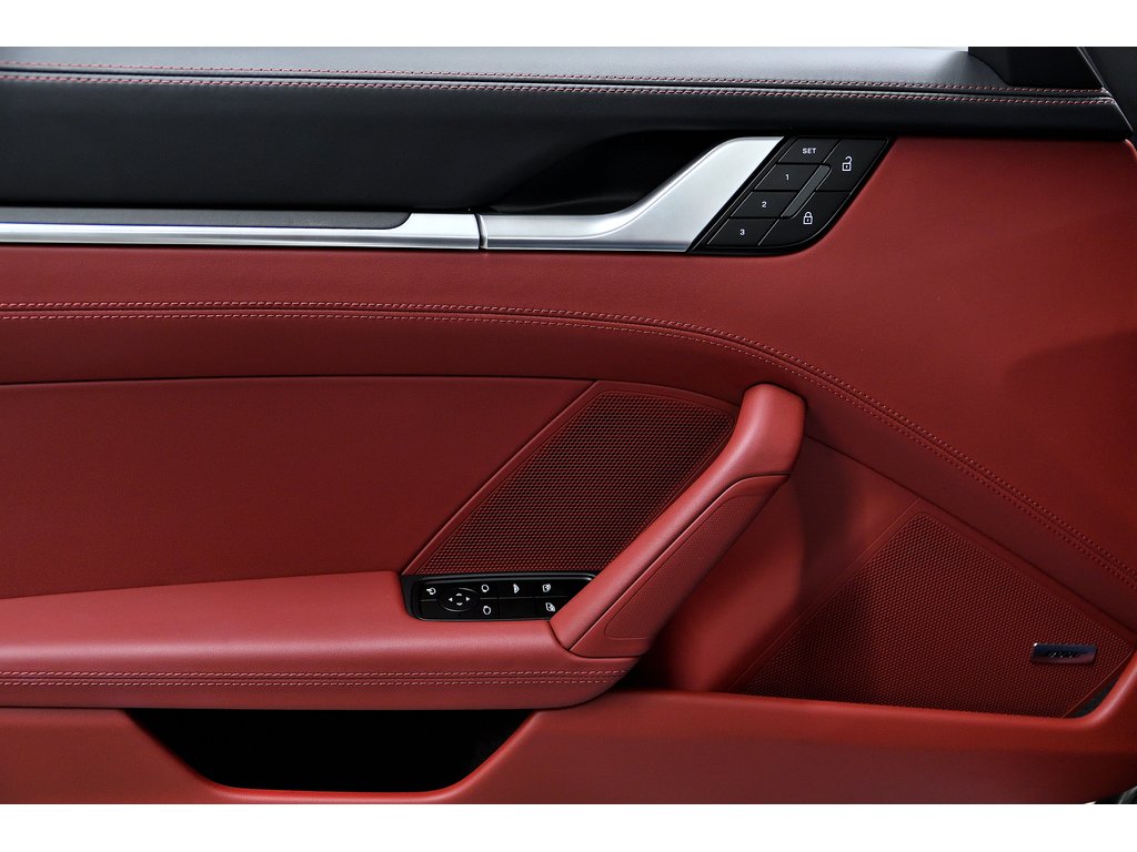 2025 Porsche 911 Carrera S Cabriolet / Premium / Rear + Front Axle in Laval, Quebec - 29 - w1024h768px