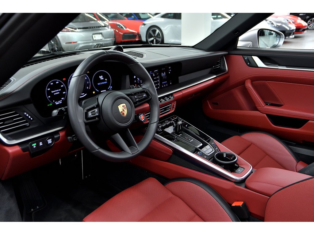 Porsche 911 Carrera S Cabriolet / Premium / Rear + Front Axle 2025 à Laval, Québec - 12 - w1024h768px