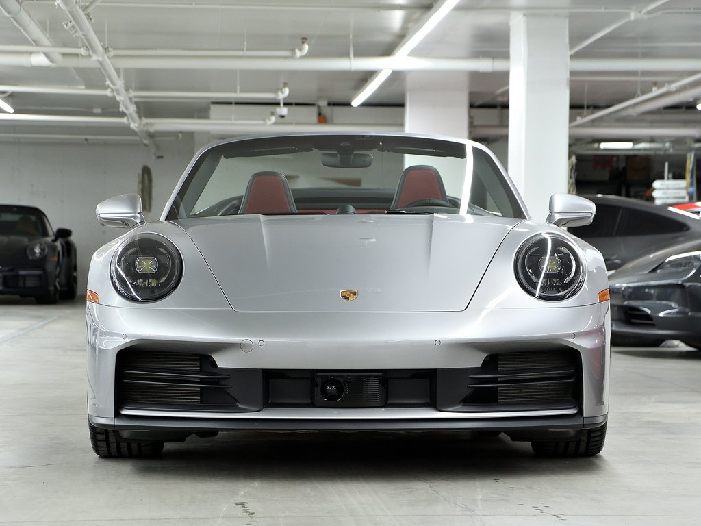 Porsche 911 Carrera S Cabriolet / Premium / Rear + Front Axle 2025 à Laval, Québec - 7 - w1024h768px