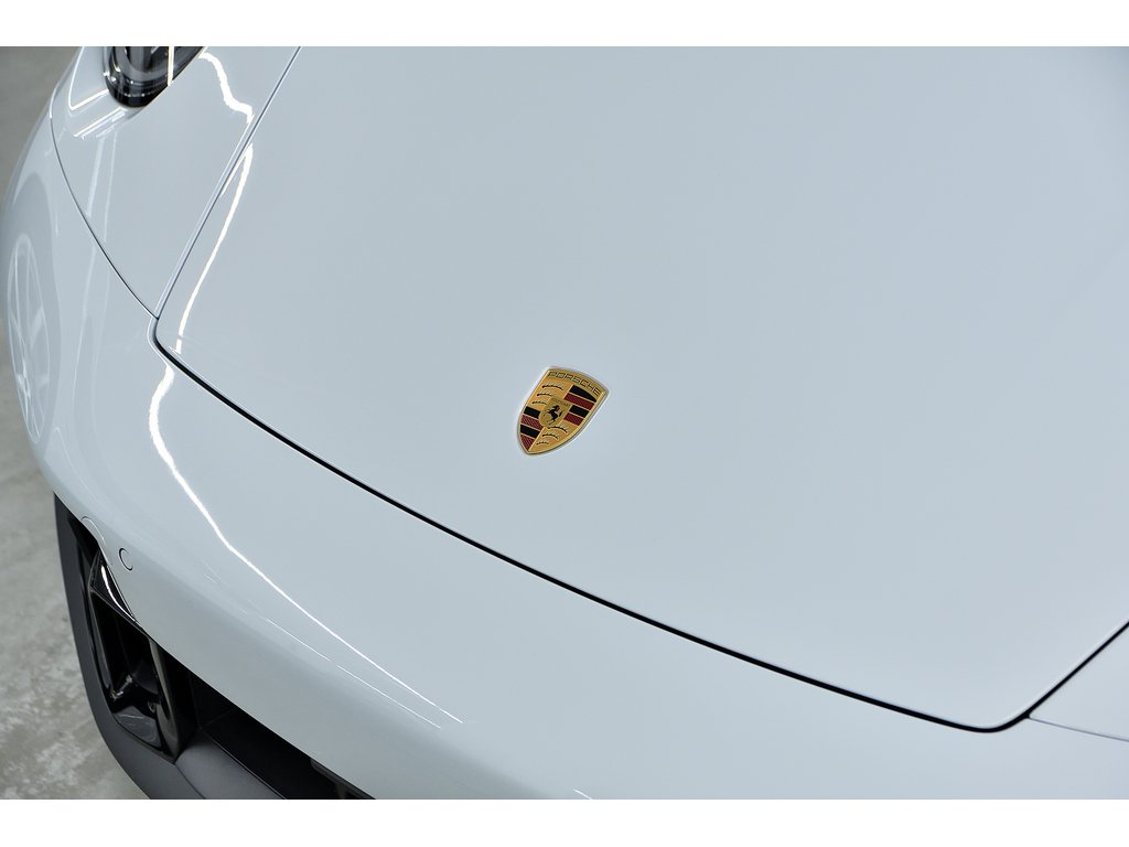 Porsche 911 Carrera 4 GTS Coupe / Premium Package / BOSE 2025 à Laval, Québec - 6 - w1024h768px