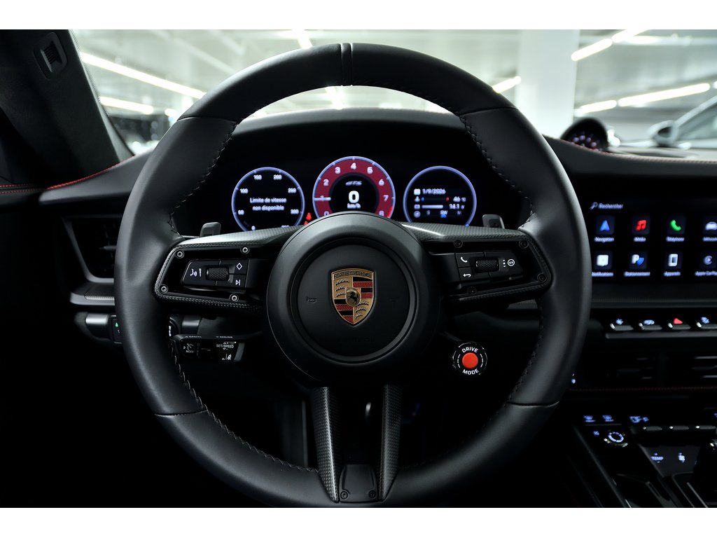 Porsche 911 Carrera 4 GTS Coupe / Premium Package / BOSE 2025 à Laval, Québec - 14 - w1024h768px