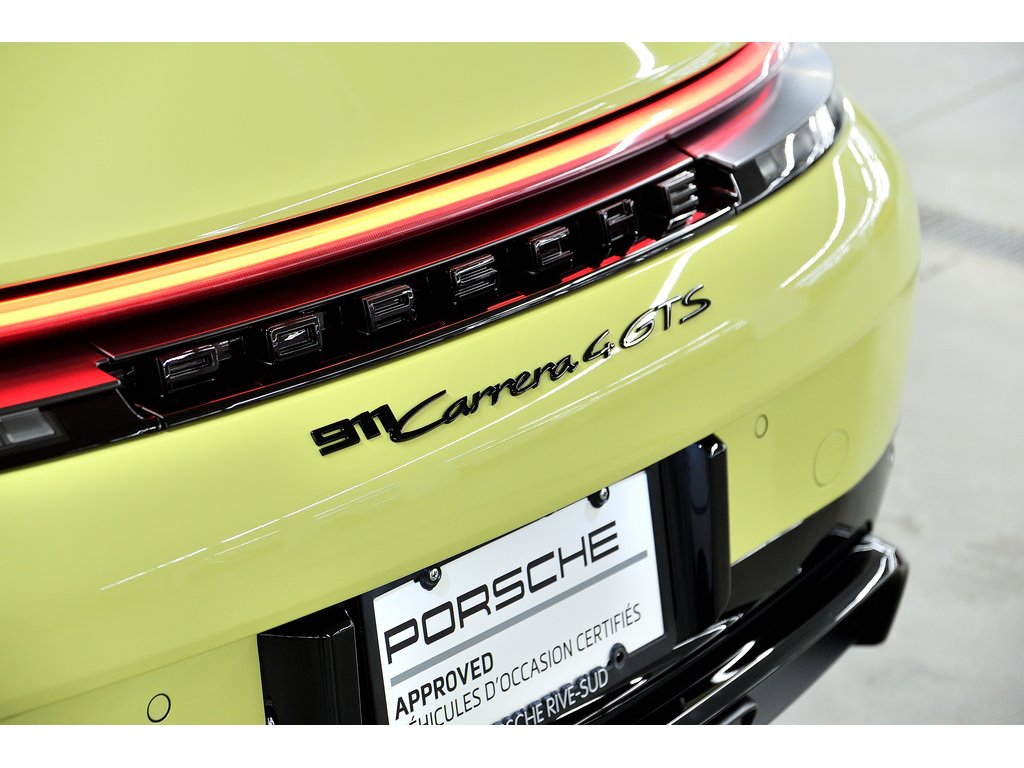 2025 Porsche 911 Carrera 4 GTS Coupe in Laval, Quebec - 41 - w1024h768px