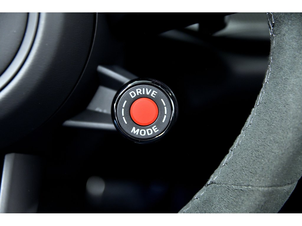 2025 Porsche 911 Carrera 4 GTS Cabriolet / Premium Package / BOSE in Laval, Quebec - 19 - w1024h768px