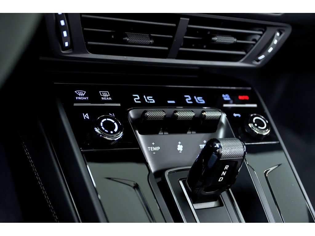 2025 Porsche 911 Carrera 4 GTS Cabriolet / Premium Package / BOSE in Laval, Quebec - 23 - w1024h768px